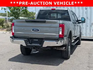 Ford F-250 Super Duty 2019 4x4 King Ranch 4dr Crew Cab 6.8 ft. SB Pickup