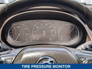Buick LaCrosse 2017 Essence 4dr Sedan