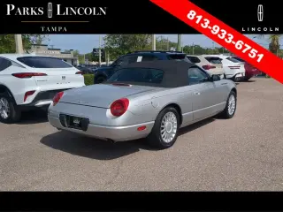 Ford Thunderbird 2004 Deluxe 2dr Convertible