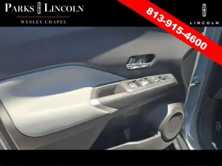 Nissan Kicks 2023 SR 4dr Crossover