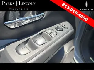 Nissan Kicks 2023 SR 4dr Crossover
