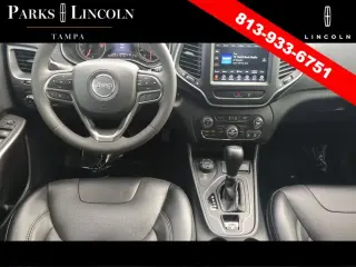 Jeep Cherokee 2022 4x4 Latitude Lux 4dr SUV