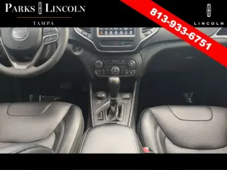 Jeep Cherokee 2022 4x4 Latitude Lux 4dr SUV