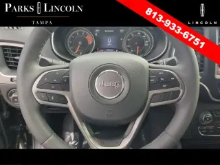 Jeep Cherokee 2022 4x4 Latitude Lux 4dr SUV