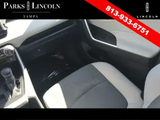 Toyota RAV4 2023 XLE 4dr SUV