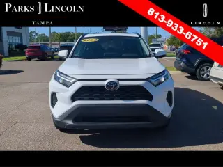 Toyota RAV4 2023 XLE 4dr SUV