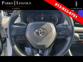 Toyota RAV4 2023 XLE 4dr SUV