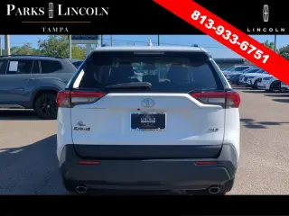 Toyota RAV4 2023 XLE 4dr SUV