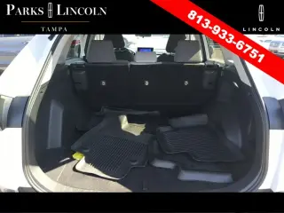 Toyota RAV4 2023 XLE 4dr SUV