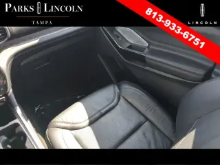 Ford Explorer 2022 AWD Platinum 4dr SUV