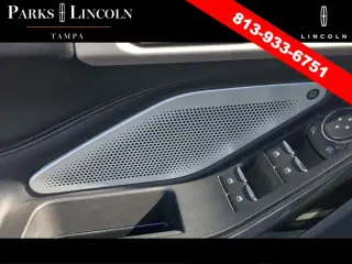 Ford Explorer 2022 AWD Platinum 4dr SUV