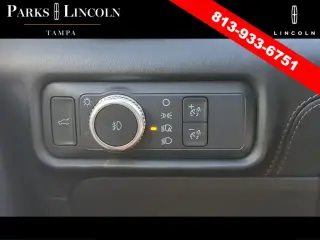 Ford Explorer 2022 AWD Platinum 4dr SUV