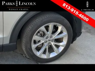 Ford Explorer 2023 AWD Platinum 4dr SUV
