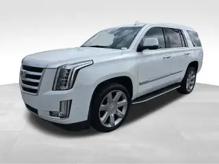 Cadillac Escalade 2018 Luxury 4dr SUV