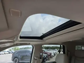 Cadillac Escalade 2018 Luxury 4dr SUV