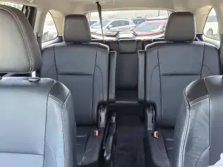 Toyota Highlander 2019 AWD SE 4dr SUV