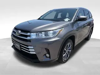 Toyota Highlander 2019 AWD SE 4dr SUV