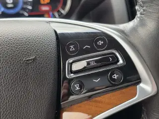 Cadillac Escalade 2019 Luxury 4dr SUV