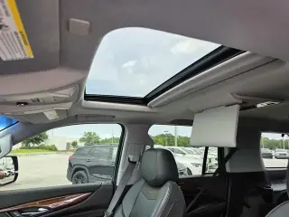 Cadillac Escalade 2019 Luxury 4dr SUV