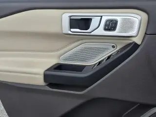 Ford Explorer 2020 AWD Platinum 4dr SUV