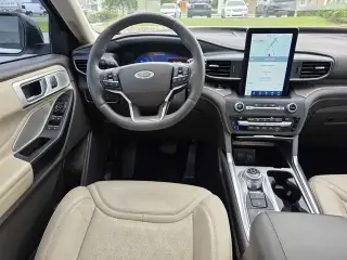 Ford Explorer 2020 AWD Platinum 4dr SUV