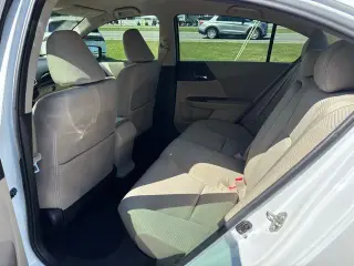 Honda Accord 2017 LX 4dr Sedan CVT