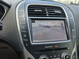 Lincoln Nautilus 2019 Select 4dr SUV