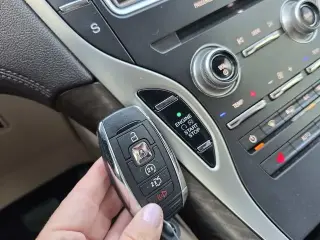 Lincoln Nautilus 2019 Select 4dr SUV