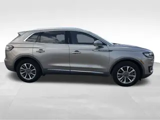 Lincoln Nautilus 2019 Select 4dr SUV