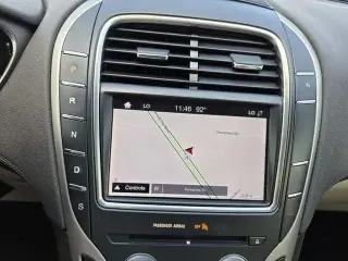 Lincoln Nautilus 2019 Select 4dr SUV