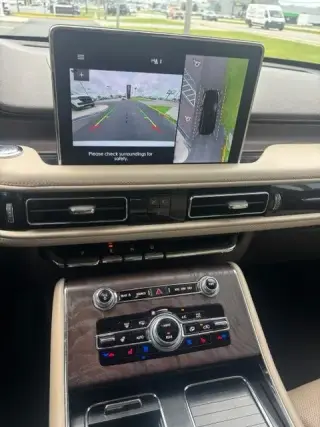 Lincoln Aviator 2021 AWD Reserve 4dr SUV