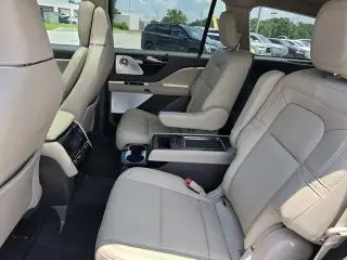 Lincoln Aviator 2021 AWD Reserve 4dr SUV