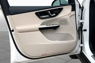 Mercedes-Benz GLC 2025 AWD GLC 300 4MATIC 4dr SUV