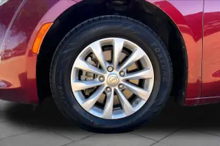 Chrysler Pacifica 2018 Touring Plus 4dr Mini-Van