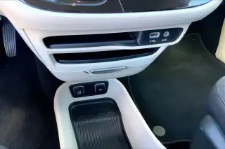 Chrysler Pacifica 2018 Touring Plus 4dr Mini-Van