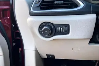 Chrysler Pacifica 2018 Touring Plus 4dr Mini-Van