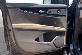 Lincoln Nautilus 2023 AWD Reserve 4dr SUV