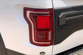 Ford F-150 2019 4x4 Raptor 4dr SuperCrew 5.5 ft. SB