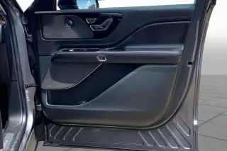 Lincoln Aviator 2022 Reserve 4dr SUV