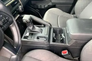 Toyota Tacoma 2025 4x2 SR 4dr Double Cab 5.0 ft SB