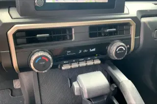 Toyota Tacoma 2025 4x2 SR 4dr Double Cab 5.0 ft SB
