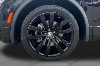 Volkswagen Tiguan 2021 SE 4dr SUV