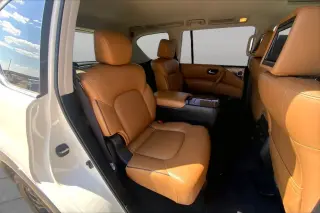 Nissan Armada 2017 4x2 SV 4dr SUV