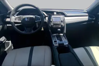 Honda Civic 2018 LX 4dr Sedan CVT