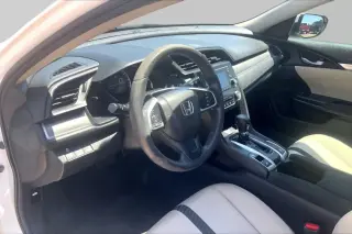 Honda Civic 2018 LX 4dr Sedan CVT
