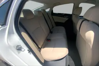 Honda Civic 2018 LX 4dr Sedan CVT