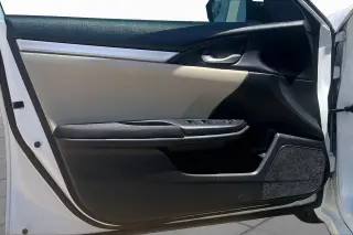 Honda Civic 2018 LX 4dr Sedan CVT