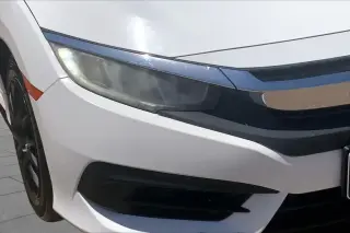 Honda Civic 2018 LX 4dr Sedan CVT