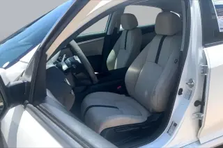 Honda Civic 2018 LX 4dr Sedan CVT