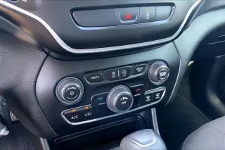 Jeep Cherokee 2021 Latitude 4dr SUV